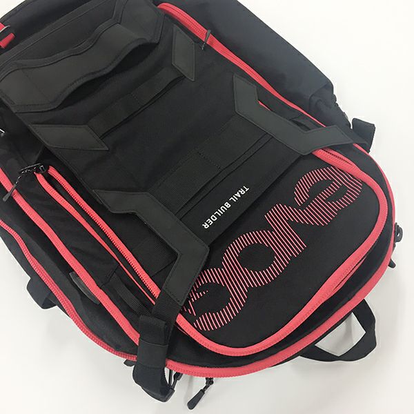 evoc TECHNICAL PERFORMANCE PACKS TRAIL BUILDER 30L/イーボック テクニカルパフォーマンスパック  トレイルビルダー