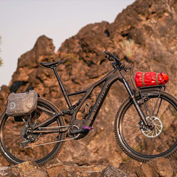 オールドマンマウンテン リアキャリア (カーボン/ダボ穴なし対応) オールドマンマウンテン リアキャリア (カーボン/ダボ穴なし対応