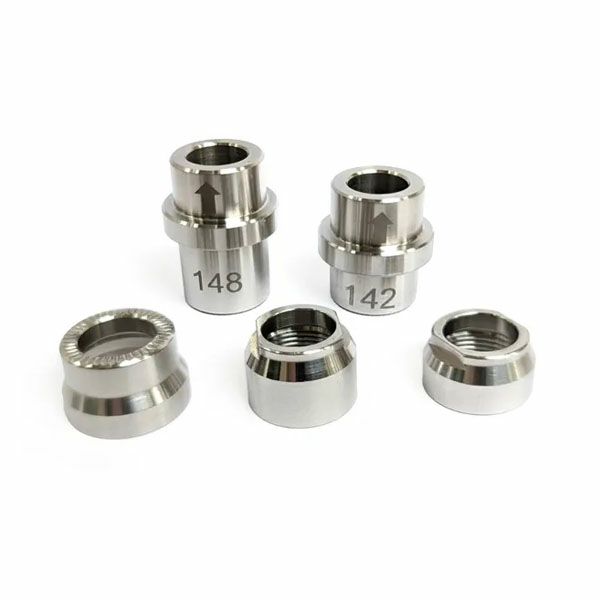 Wahoo KICKR THRU AXLE KIT/ワフー ハブアダプター スルー