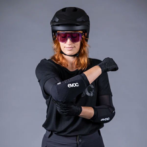 evoc ELBOWPROTECTOR LS FLEX LITE/イーボック エルボープロテクター